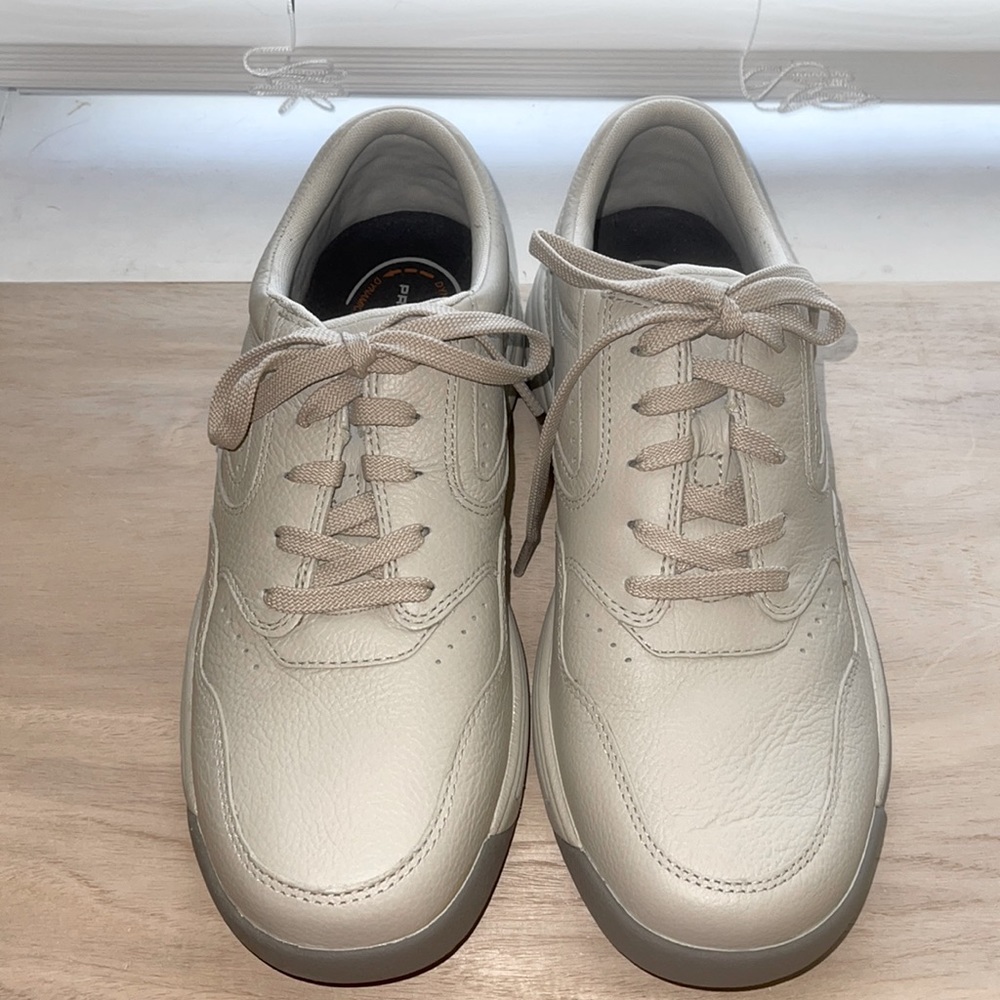 Rockport  ProWalker Walking Shoe. Very nice like new. Not sure he ever wore them